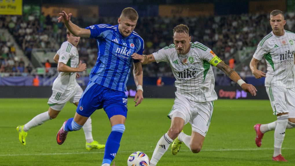 futbalisti Slovana a Prešova