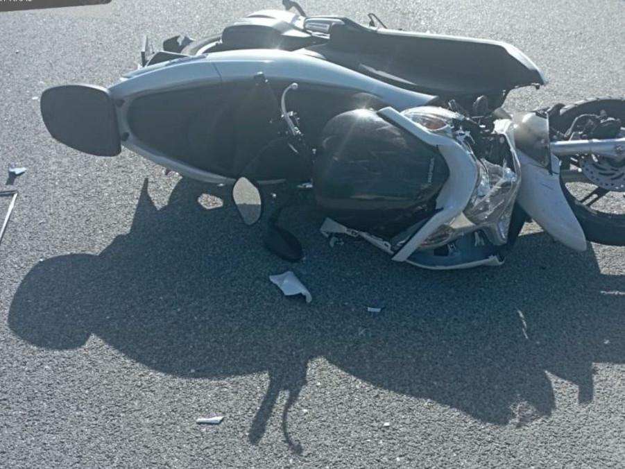 Vodič motocykla zahynul po zrážke s autom.