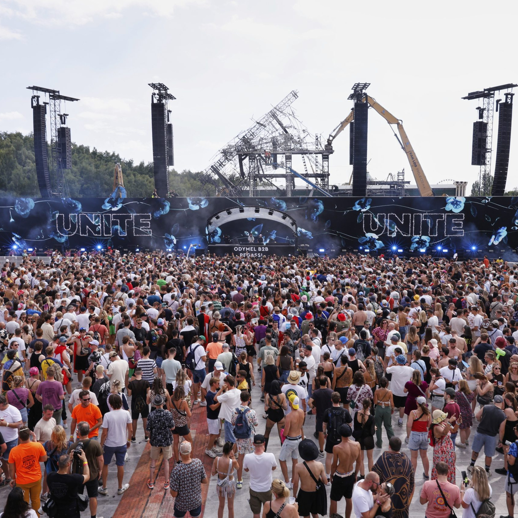 Na festivale Tomorrowland prišla o život žena. Prišlo jej nevoľno, v nemocnici ju nedokázali zachrániť