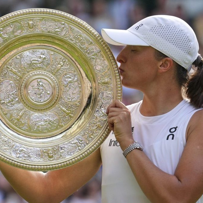 Anisimová si proti Swiatekovej ani neškrtla, Poľka jej nadelila dvoch kanárov a prvýkrát v kariére ovládla Wimbledon
