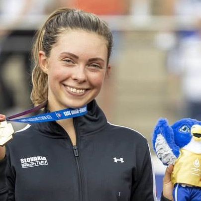 Eszter Mériová