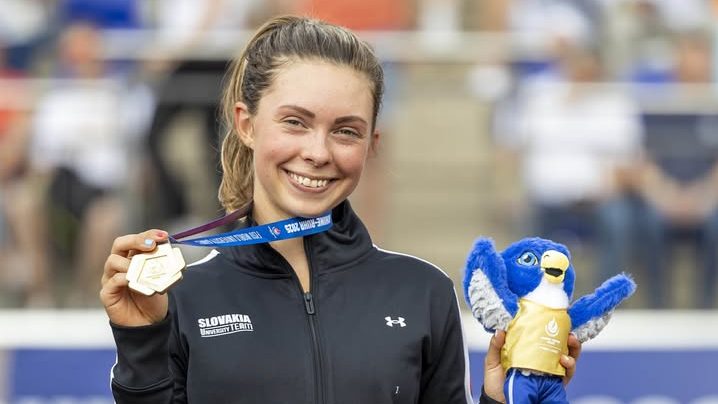 Eszter Mériová