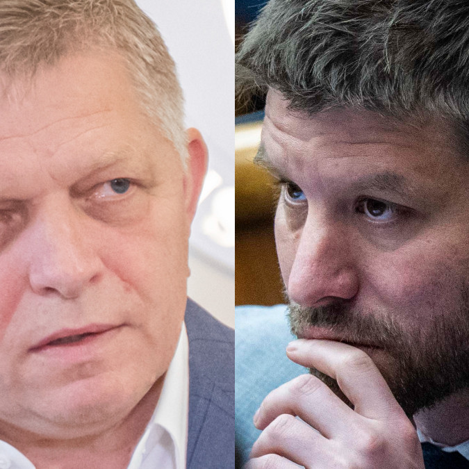 Na snímke zľava Robert Fico a Michal Šimečka.