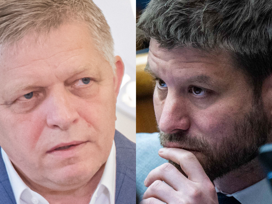 Na snímke zľava Robert Fico a Michal Šimečka.