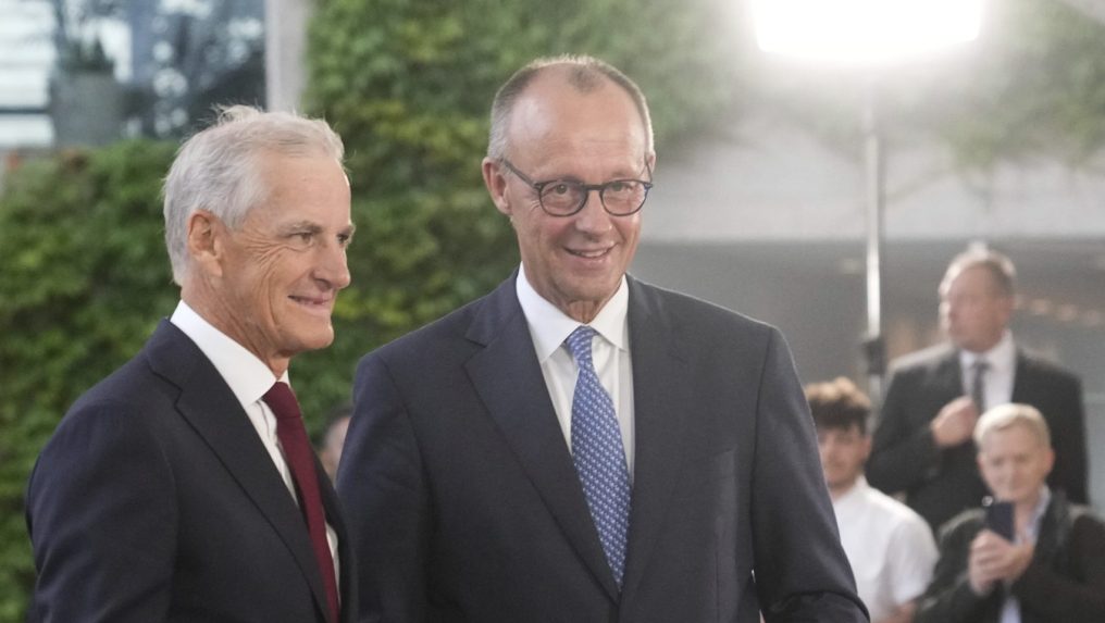 Jonas Gahr Store a Friedrich Merz