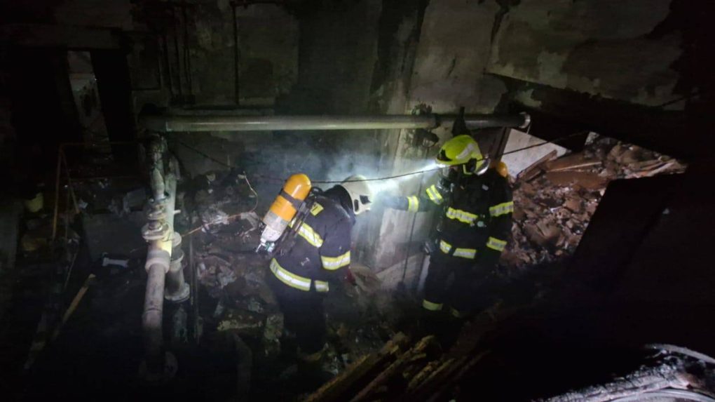 Pri požiari kotolne hotela v Trstenej sa zranili dve osoby. Zasahovali hasiči z viacerých staníc
