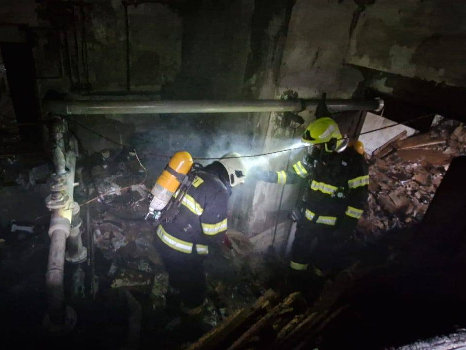 Pri požiari kotolne hotela v Trstenej sa zranili dve osoby. Zasahovali hasiči z viacerých staníc