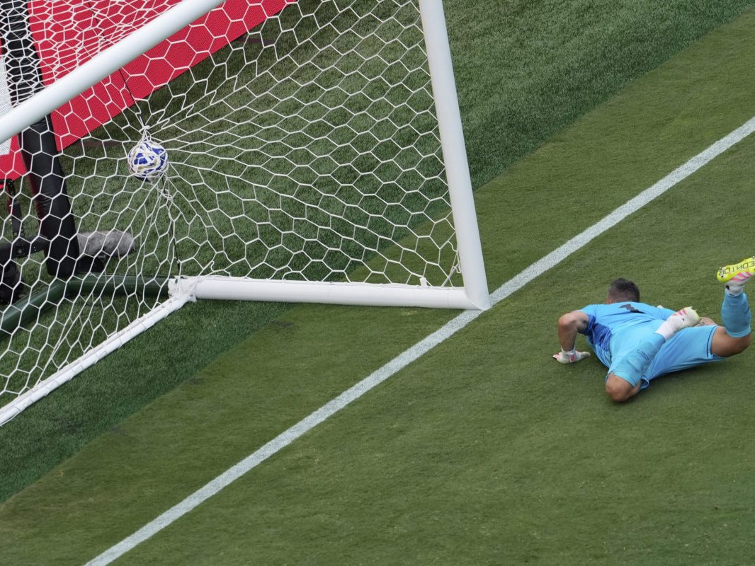 MS klubov spoznali prvého finalistu: Chelsea si poradila s brazílskym Fluminense, rozhodol Pedro