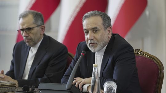 Radiačné nebezpečenstvo aj škody po útokoch USA na jadrové prevádzky v Iráne stále nie sú jasné. Odhady si protirečia