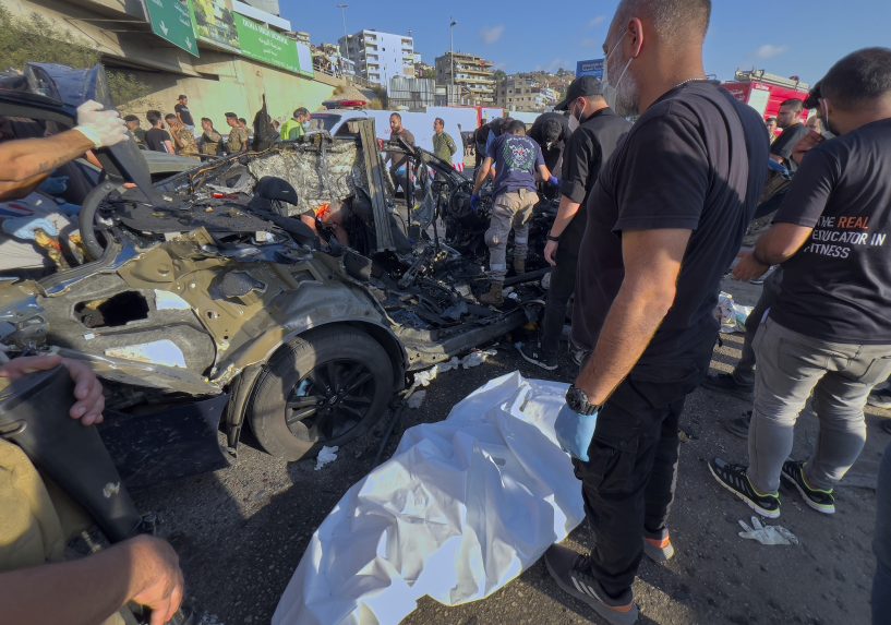 Izrael opakovane bombarduje Libanon napriek prímeriu: V tábore pre vysídlených zabil nálet 12 ľudí