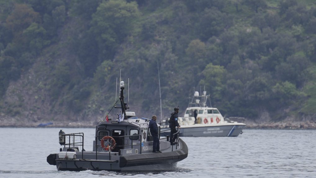 Loď agentúry Frontex sa potopila pri pátracej akcii po utečencoch v Egejskom mori