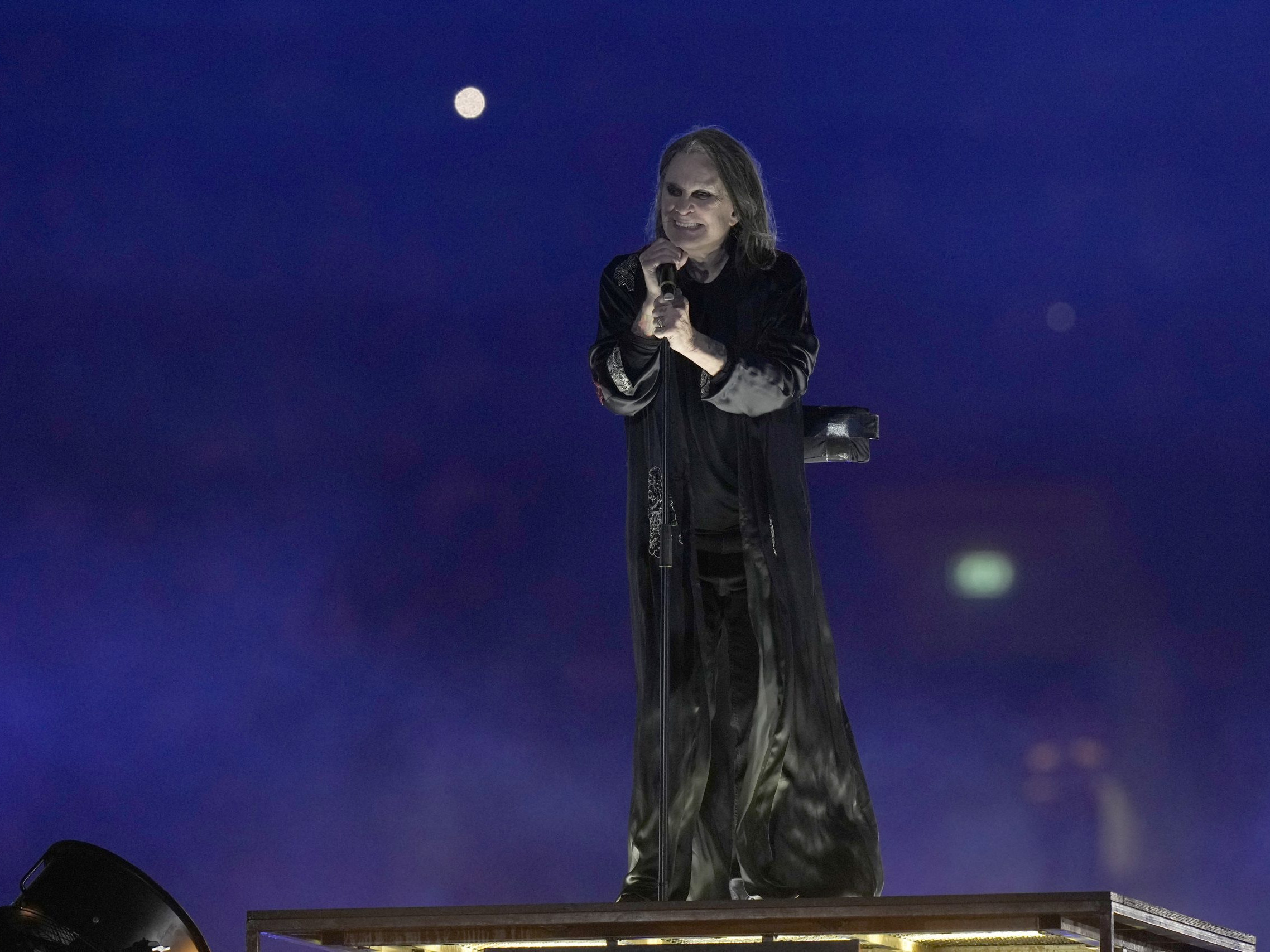 Život Princa temnoty: Osbourne s hudbou začal po pobyte vo väzení, zachránila ho manželka Sharon