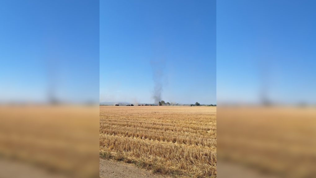 Pri požiari blízko obce Reca bolo možné pozorovať vzdušný vír. Meteorológovia vysvetlili, ako vzniká