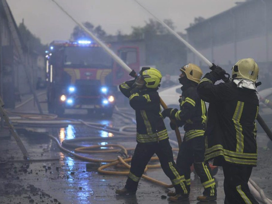 Rusi vyslali na Ukrajinu rekordné množstvo dronov: Zbili pri tom desať civilistov, medzi nimi aj ročného chlapca
