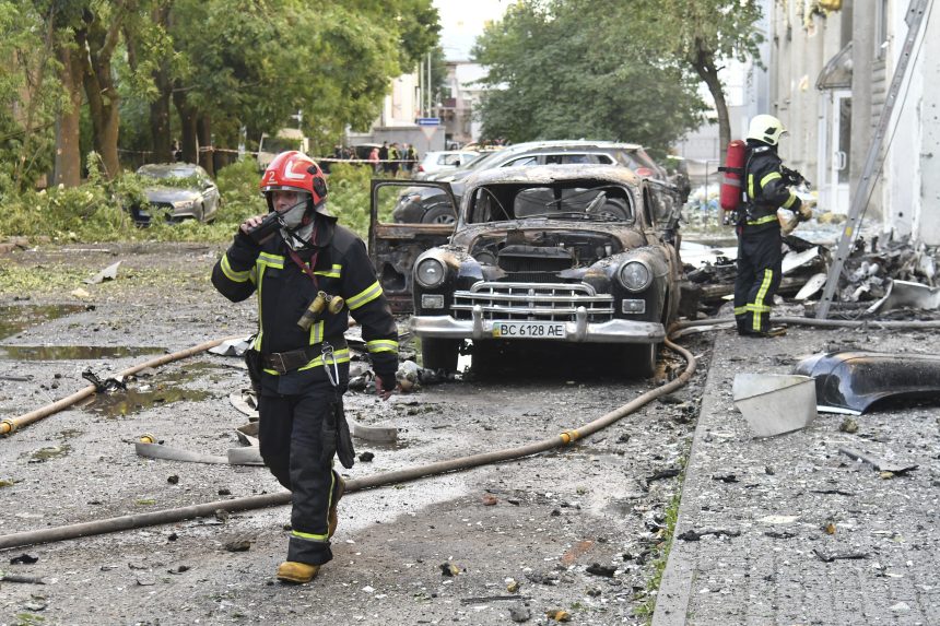 Rusko opäť ostreľovalo Ukrajinu. Útok v Záporožskej oblasti si vyžiadal zranených, po nálete dronov vypukli požiare