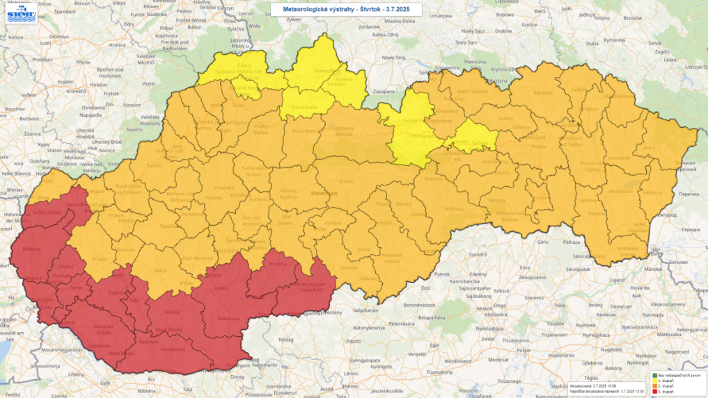 Mapa Slovenska s platnými meteorologickými výstrahami.