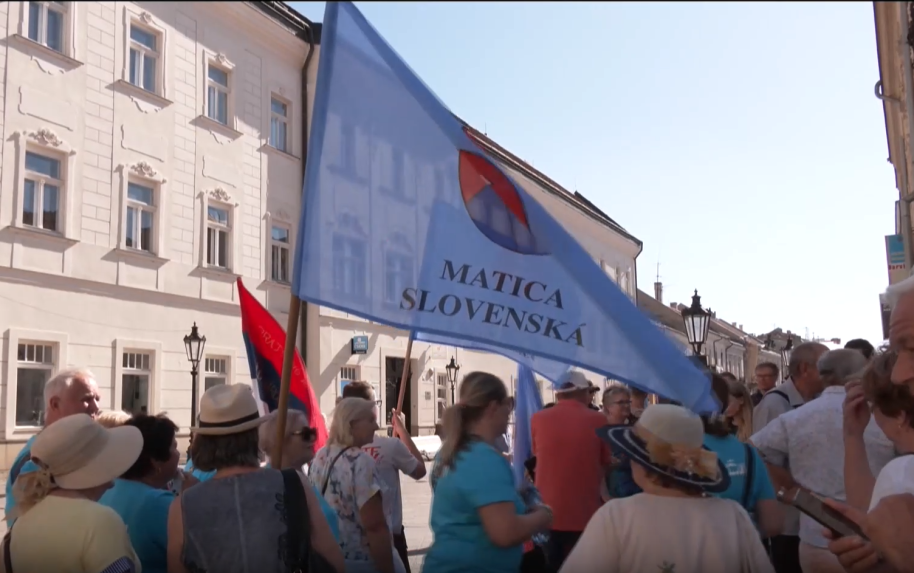 Pamätná tabuľa zmizla ešte pred slávnostným odhalením. Matičiari namiesto oslavy organizovali protest