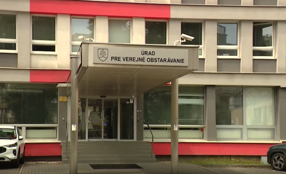 Komárno už neráta s výstavbou nájomných bytov, hoci opäť neuspelo so zrušením súťaže. Zapojená firma sa vzdať nemieni