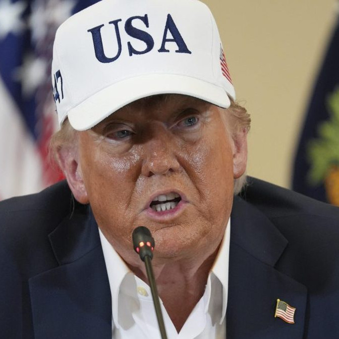 USA zavedú od augusta 30-percentné clá na tovar z EÚ, oznámil Donald Trump