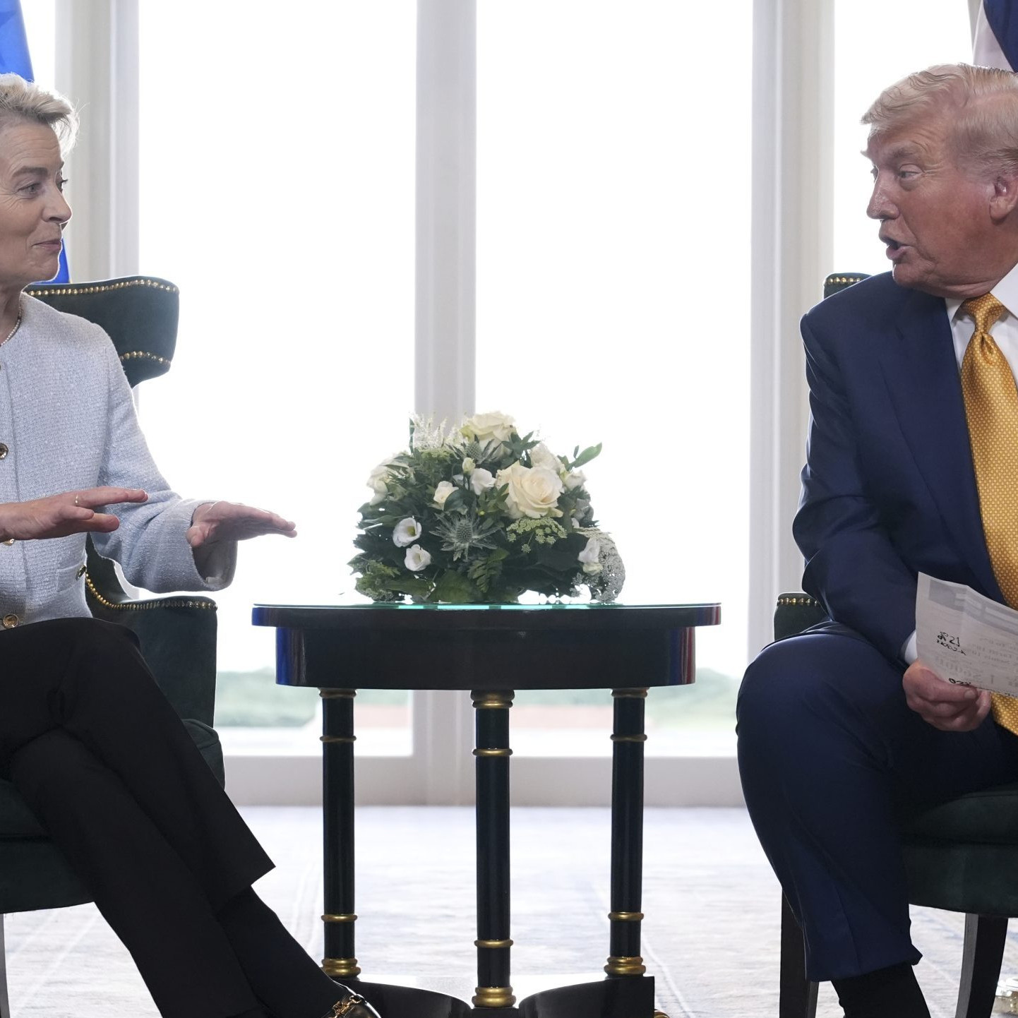 Ursula von der Leyenová a Donald Trump.