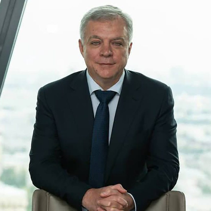 Viceprezident ruskej ropnej spoločnosti Transnefť je mŕtvy. Zomrel po páde zo 17. poschodia