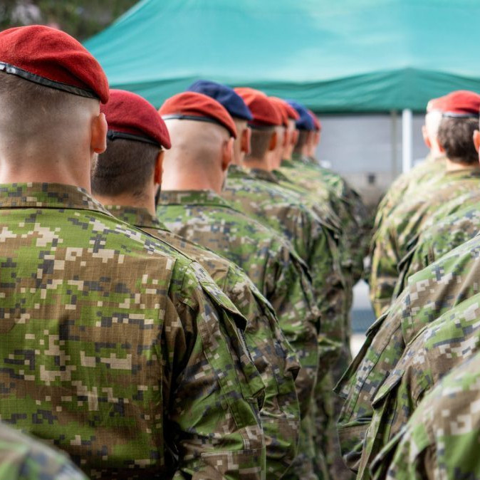 Desaťtisíce Slovákov podpísali tlačivo, vďaka ktorému sa mali vyhnúť mobilizácii na Ukrajinu. Po odznení hoaxu sú čísla iné