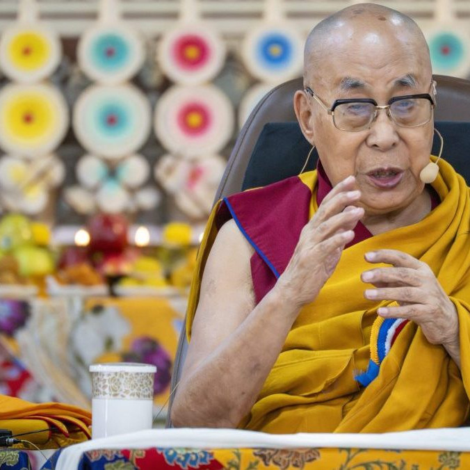 Dalajláma potvrdil, že po smrti bude mať nástupcu. Reinkarnovaného dalajlámu musí schváliť Peking, tvrdí Čína