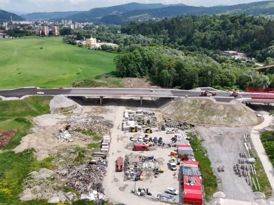Diaľnicu D3 na Kysuciach začnú stavať už o niekoľko dní. Miestni obyvatelia na ňu čakajú už desaťročia