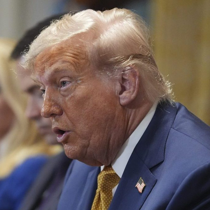 Donald Trump môže hromadne prepúšťať federálnych zamestnancov. Najvyšší súd zrušil doterajší zákaz