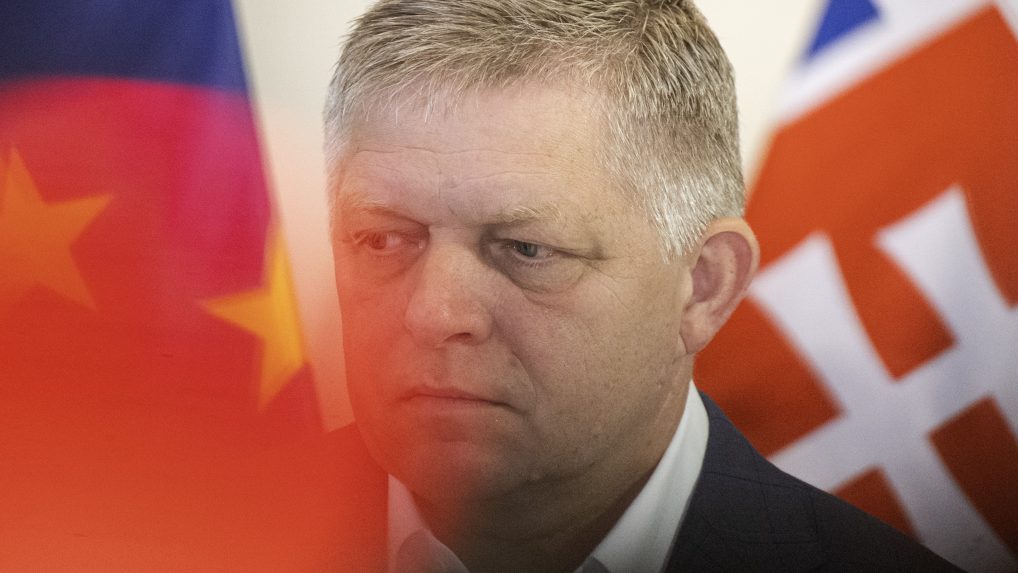 a snímke predseda vlády SR Robert Fico (Smer-SD)
