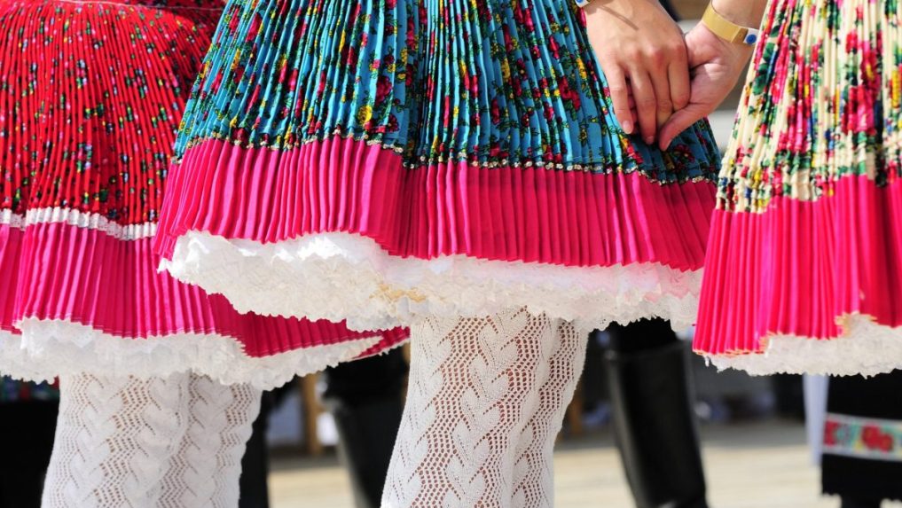 Láska k folklóru nestačila: Konflikt za oponou rozdelil folklórny súbor v Skalici