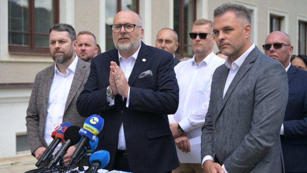 Pre nepriaznivé počasie je na Slovensku naďalej vyhlásených 34 mimoriadnych situácií