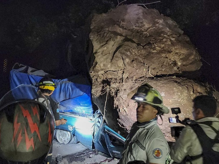 VIDEO: Guatemalu zasiahlo zemetrasenie s magnitúdou 5,6. Vyžiadalo si dve ľudské obete