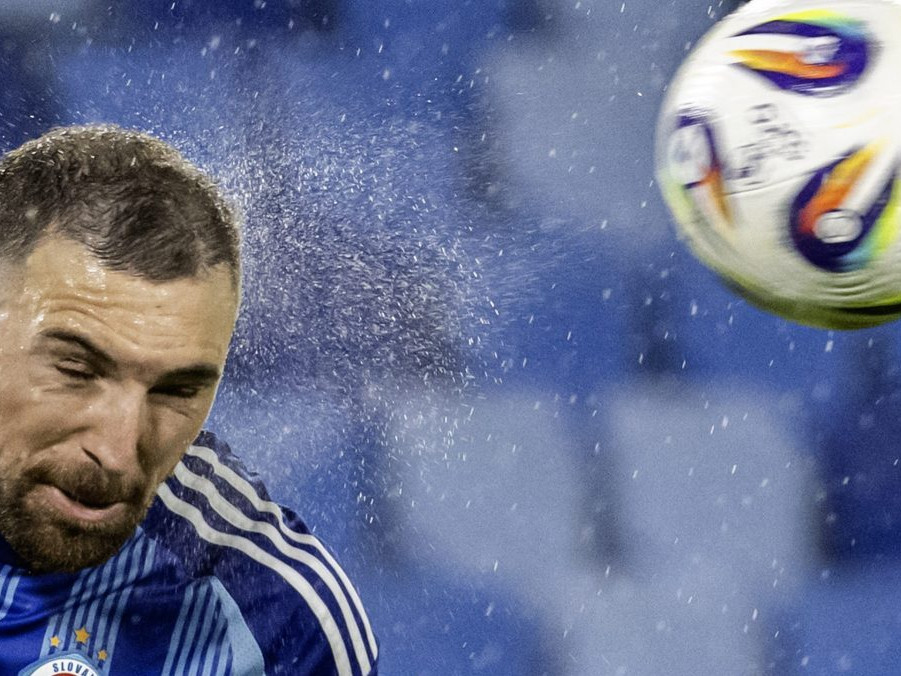 Hráč Slovana Guram Kašia.