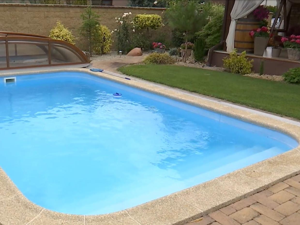 Najčastejšia chyba, ktorú ľudia pri údržbe bazénov robia, je nepravidelnosť.