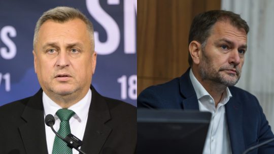 Trump podľa A. Danka využil neschopné vedenie EK a získal ekonomickú výhodu. Dohodu USA a EÚ kritizuje SNS aj hnutie Slovensko