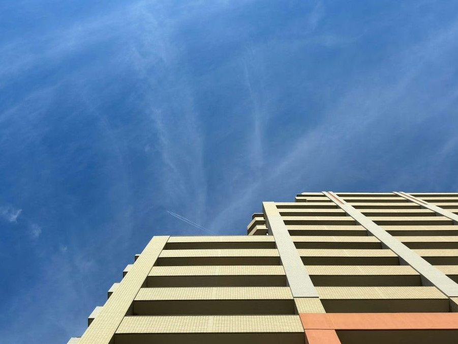 Na ilustračnej snímke pohľad na nebo.