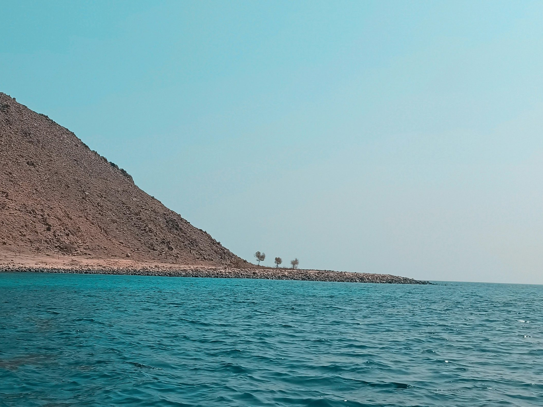 Červené more pri brehoch Jemenu