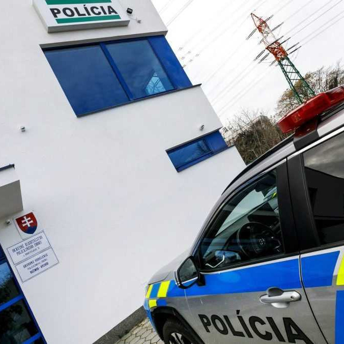 Polícia v rámci akcie Funeral obvinila deväť osôb. Jedným z nich je aj policajt