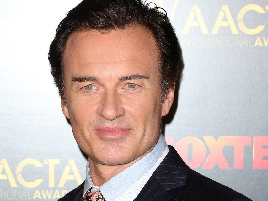 Zomrel známy austrálsky herec Julian McMahon. Mal 56 rokov