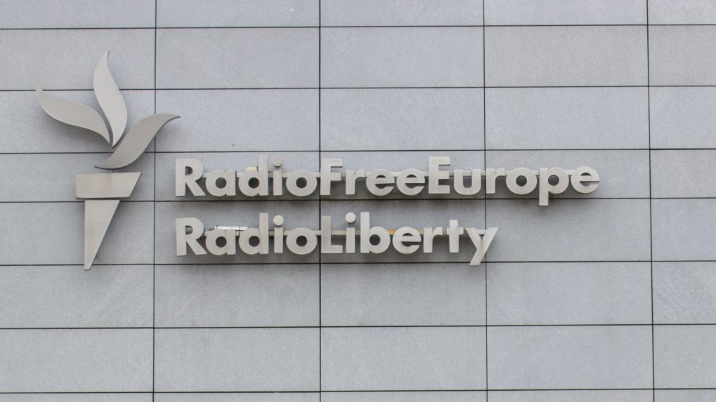 Rádio Slobodná Európa v Prahe.