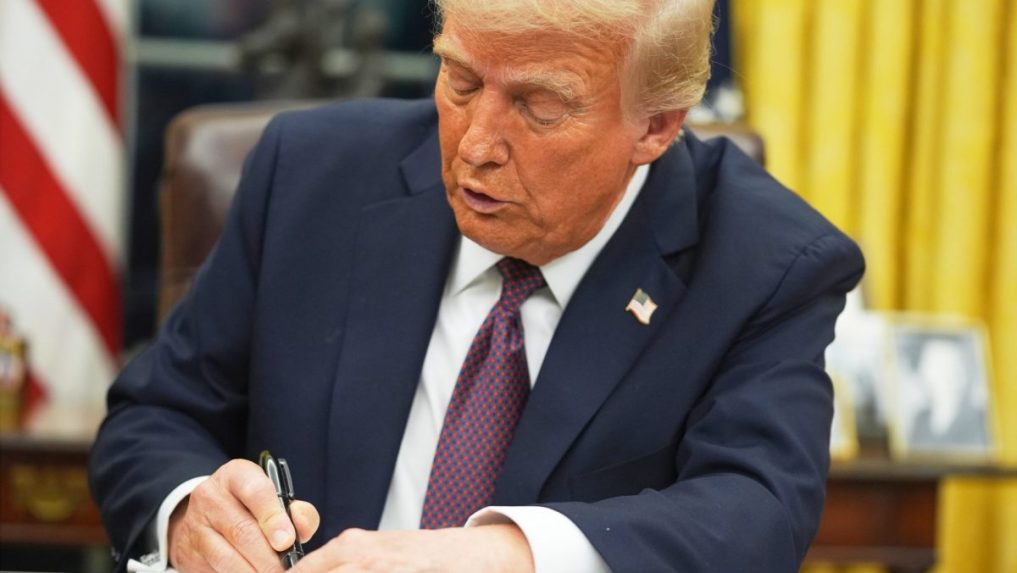Trump chce zaviesť 50-percentné clá na brazílsky tovar. Krajine zároveň vyčíta zaobchádzanie s exprezidentom Bolsonarom