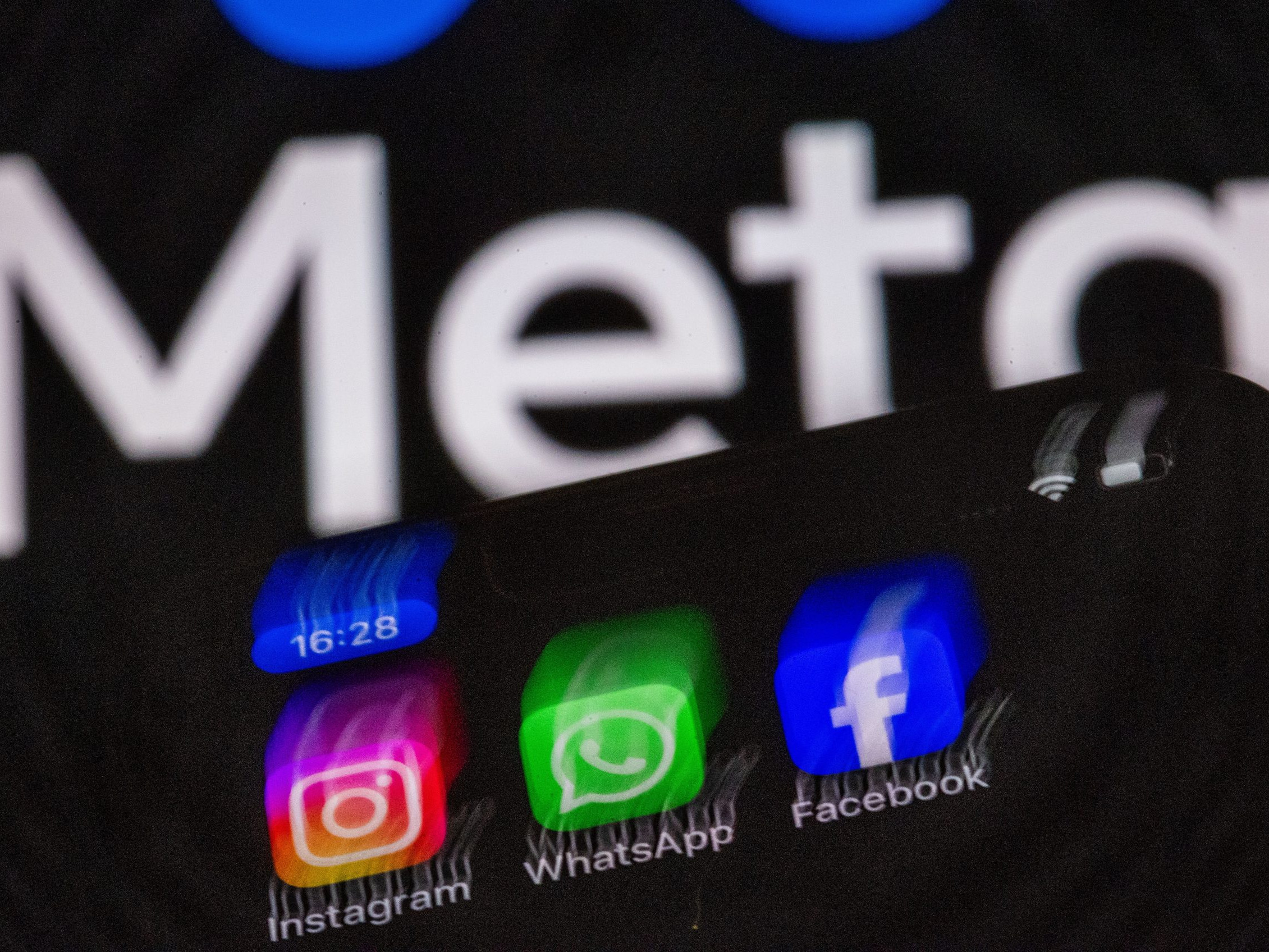 Kremeľ chce opäť obmedziť slobodu Rusov na internete. Problémová je populárna četovacia aplikácia