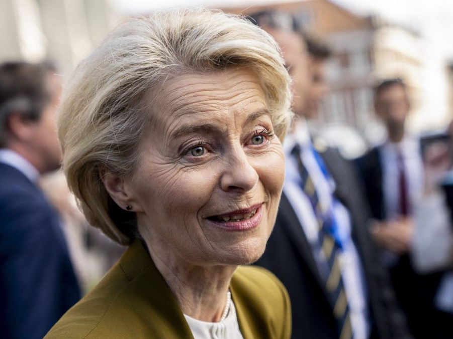 Šéfka EK Ursula von der Leyenová.