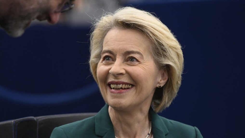 Eurokomisia na čele s Ursulou von der Leyenovou ustála hlasovanie o nedôvere