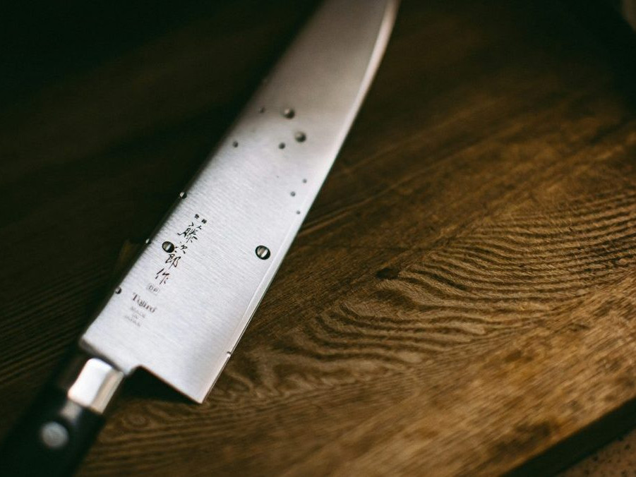 Ilustračná snímka kuchynského noža.