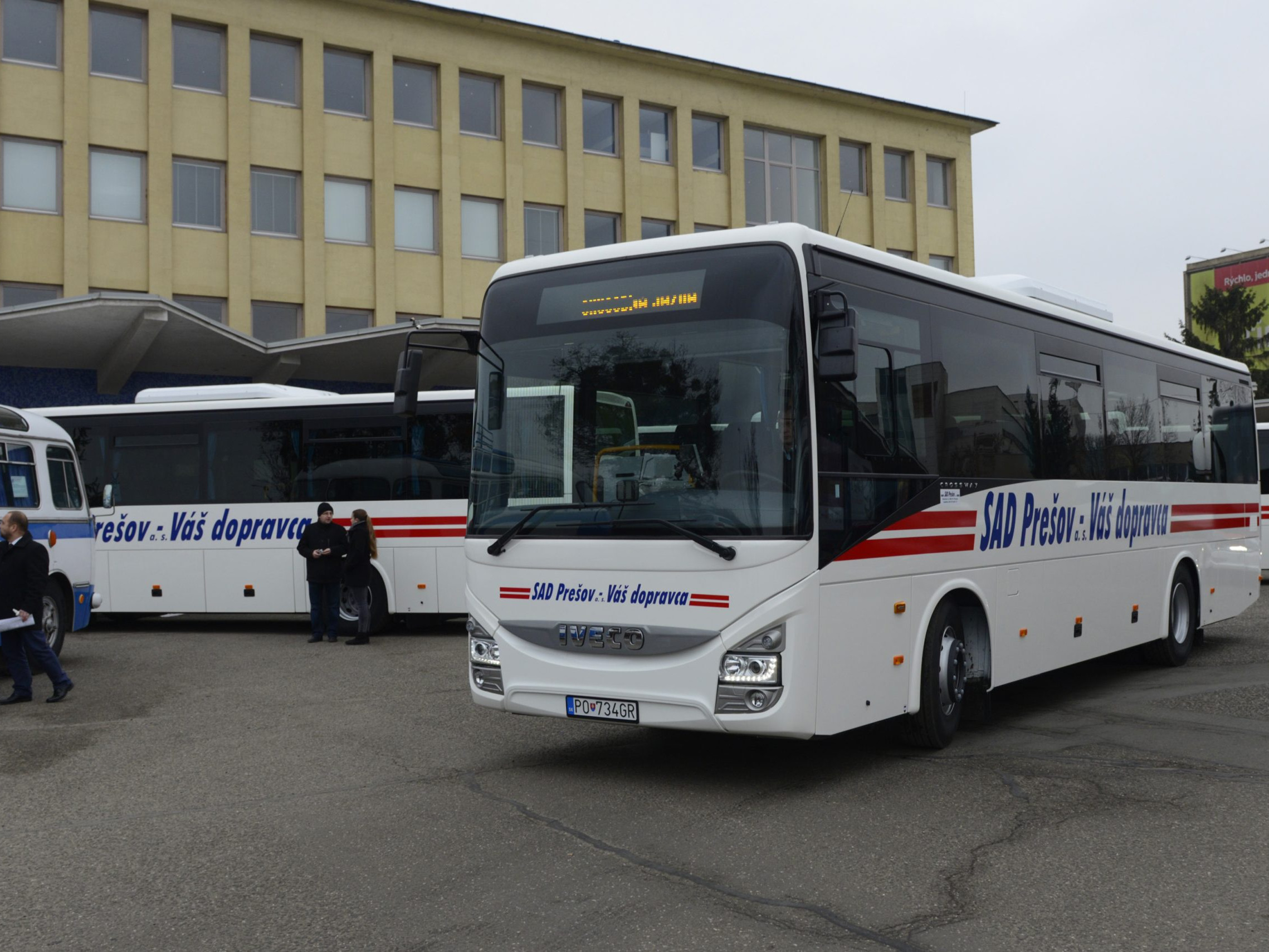 Autobus pre prímestskú dopravu v Prešove.