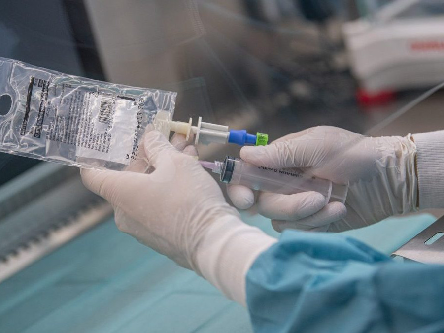 Príprava liekov pre onkologických pacientov.