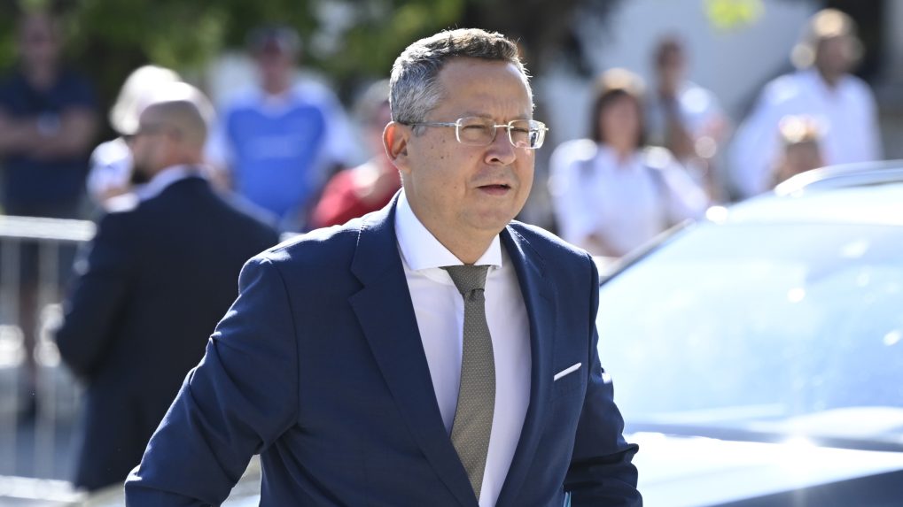 Podobu ďalšej konsolidácie sa dozvieme budúci týždeň, rušenie dňa pracovného pokoja zatiaľ L. Kamenický nekomentoval
