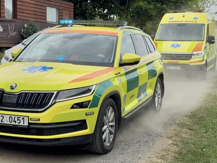 Tragédia pri brigáde: V západočeskej firme zomrel 15-ročný chlapec, utrpel ťažký pracovný úraz